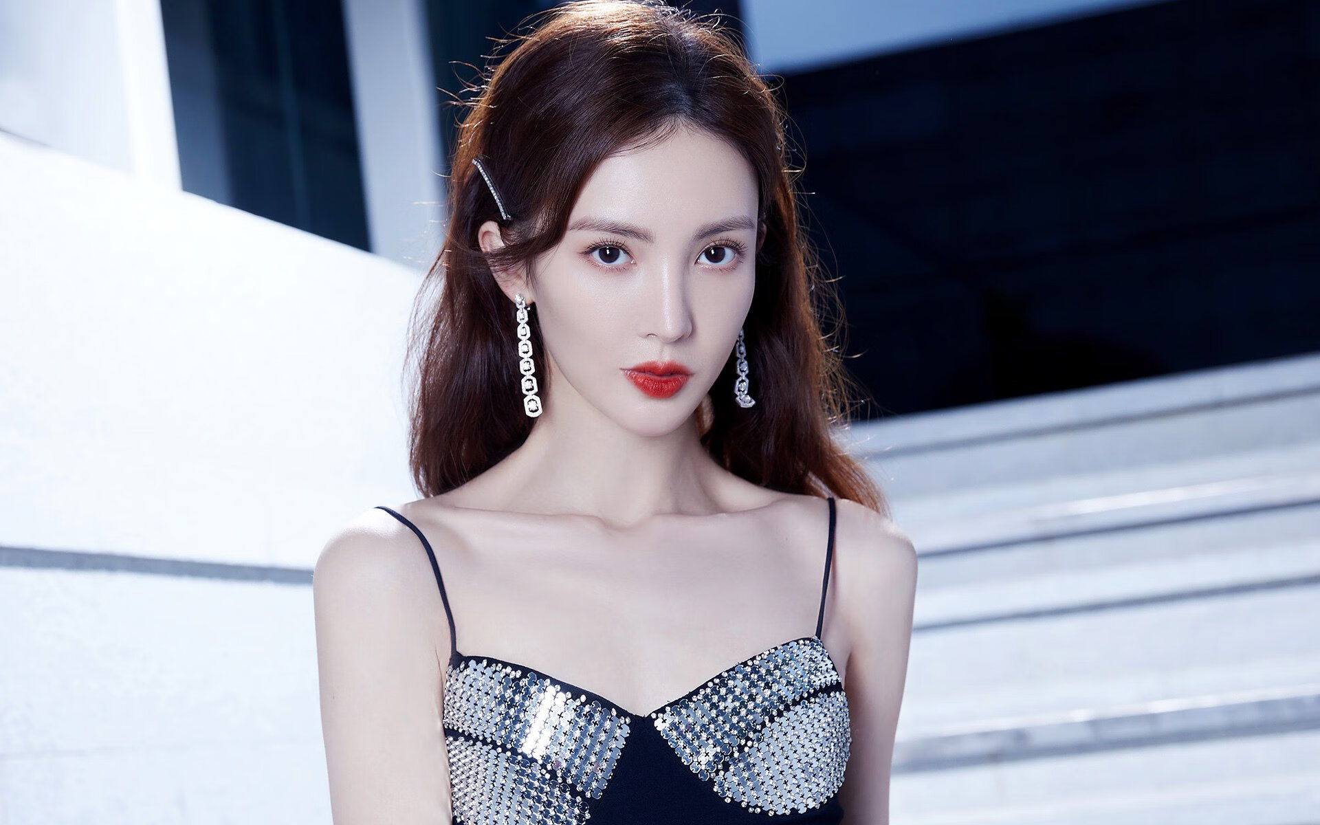 美国队前锋马丁内斯在巴黎奥运会上表现出色,马丁内斯什么水平