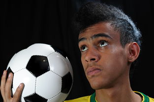 leyu乐鱼-德甲球队构建动态战术模拟系统提升临场应变能力