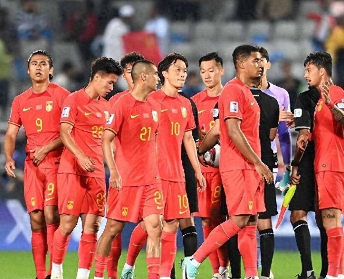 国足新赛季目标明确，教练组如何调配战术？的简单介绍