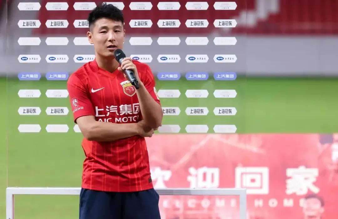 包含中超传奇球员专访：他们的职业生涯与成就的词条